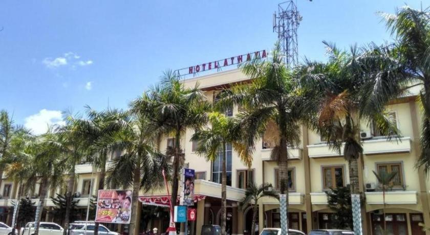 Athaya Hotel Kendari Exterior photo